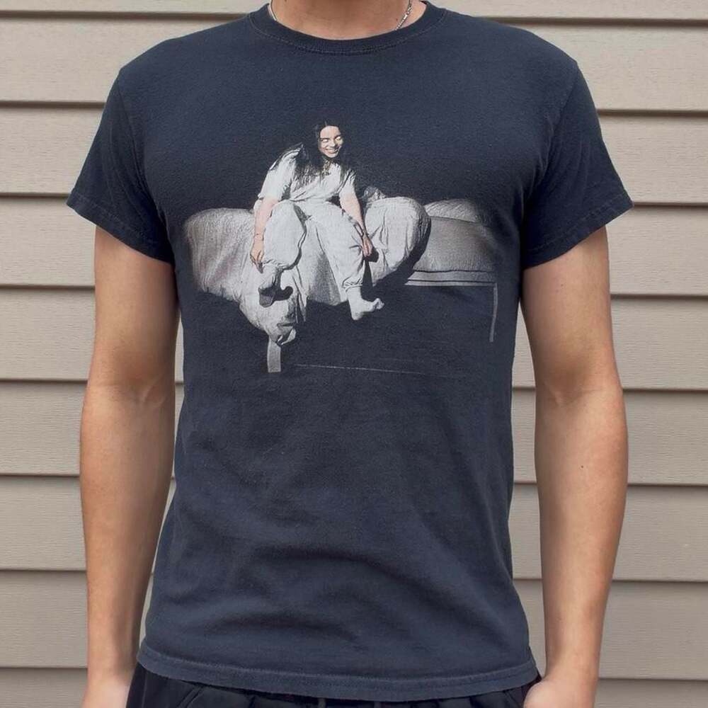 Billie Eilish 2019 World Tour T-Shirt - Black Graphic Band Tee - Size S